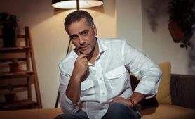 فضل شاكر صفحته الرسمية عبر فيسبوك