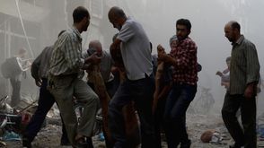 قصف جوي للنظام السوري على دوما - aa_picture_20141003_3443282_web