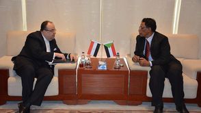 وزير الطاقة والتعدين السوداني  يلتقي بالسفير المصري- سونا
