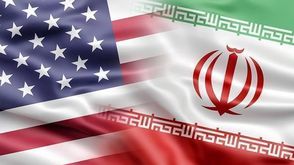 إيران  أمريكا  أعلام  (الأناضول)