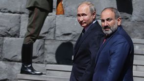 بوتين ورئيس وزراء أرمينيا- جيتي