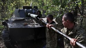 الجيش الأوكراني دبابة أوكرانيا - جيتي