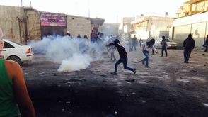 مواجهات عنيفة بين المقدسيين وقوات الاحتلال في قلنديا-فيس بوك