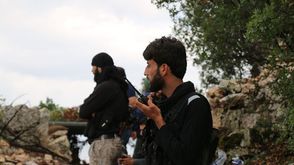 معارك قرب بلدة سلمى - جبل الأكراد - ريف اللاذقية - سوريا 1-11-2015  عربي21 (2)