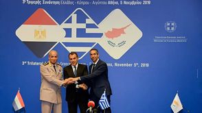 اجتماع  عسكري  مصر  اليونان محمد زكي  وزير الدفاع- فيسبوك