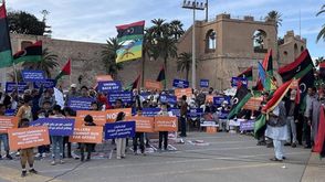 ليبيا مظارهة في طرابلس رفضا لترشح حفتر و سيف الذافي الاناضول