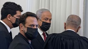 نتنياهو وصل مع طاقم حراسة مشددة إلى المحكمة- جيتي
