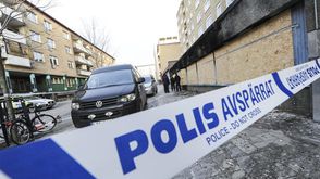 محققو الشرطة في اسكيلستونا بالسويد في 26 كانون الاول/ديسمبر 2014