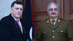 اللواء خليفة حفتر ورئيس حكومة الوفاق فائز السراج - لقاء في شرق ليبيا كانون الثاني 2016