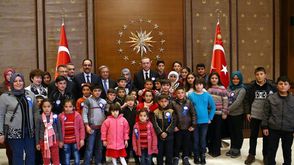 الرئيس رجب طيب أردوغان مع أطفال - تركيا