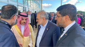 وزير الخارجية السعودي و مساعد الرئيس الايراني  سيد محمد حسيني- وكالة مهر