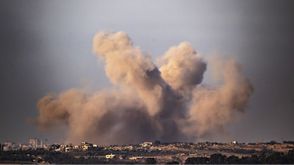 قصف للاحتلال على المناطق الوسطى بقطاع غزة- الأناضول