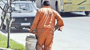 عامل نظافة في الأردن