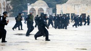 اقتحام المسجد الأقصى - القدس 5-12-2013 (الأناضول)