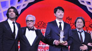 هان كونك -جو الكوري الجنوبي يتوج بالنجمة الذهبية للمهرجان الدولي للفيلم - الأناضول