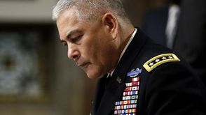 قائد قوات الحلف الأطلسي في أفغانستان الجنرال جون كامبل