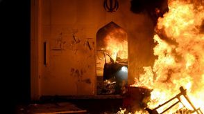حرق القنصلية الإيرانية- جيتي