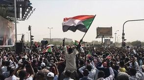 الثورة السودانية.. الأجيال الجديدة  (الأناضول)