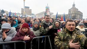 متظاهرون معارضون أوكرانيون في "ميدان الثوار" - أ ف ب