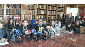 قضاة تونس - منسق عام نقابة القضاة وليد وقيني ونقيبة القضاة روضة العبيدي - إضر اب 24-2-2014 عربي21