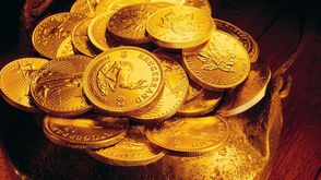 نقود ذهبية - ارشيفية