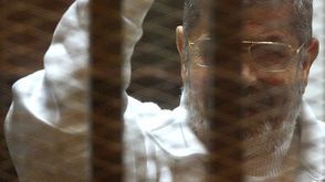 مرسي: محاكمتي مهزلة.. - 02- مرسي محاكمتي مهزلة.. 
