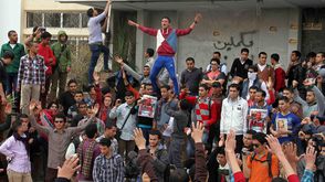 مظاهرة طلابية لمؤيدي مرسي في الازهر - مصر (6)