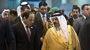 مؤتمر شرم الشيخ الاقتصادي السيسي يستقبل ملك البحرين ـ أ ف ب