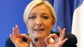 مارين لوبن - زعيمة الجبهة الوطنية الفرنسية المتطرفة