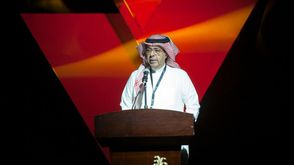 رئيس مجلس إدارة الجمعية العربية السعودية للثقافة والفنون سلطان بن عبدالرحمن البازعي خلال انطلاق مهرج