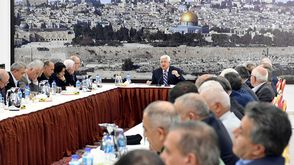 عباس في اجتماع القيادة الفلسطينية  في رام الله