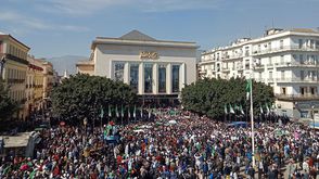 احتجاجات الجزائرببن لترشح بوتفليقة في عنابة - جيتي