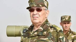 الجزائر  قائد صالح  (موقع وزارة الدفاع)