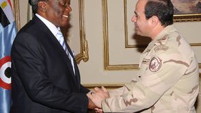 السيسي مع وزير الامن بجنوب افريقيا - فيس بوك