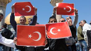 مناصرون لتركيا في قضيتها بمذابح الأرمن في المسجد الأقصى ـ الأناضول