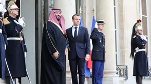 محمد بن سلمان السعودية فرنسا ماكرون - جيتي