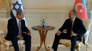رئيس الوزراء الإسرائيلي بنيامين نتنياهو مع الرئيس الأذربيجاني إلهام علييف