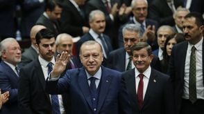 أردوغان وداوود أوغلو - الأناضول