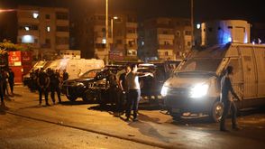 إطلاق مجهولين النار علي قوات الأمن شرقي القاهرة - إطلاق مجهولين النار علي قوات الأمن شرقي القاهرة (5