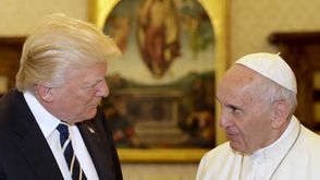 ترامب وبابا الفاتيكان- أ ف ب