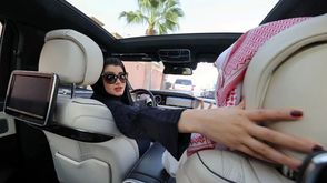 سعودية تقود سيارة - جيتي