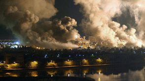 غارة جوية على بغداد مجمع قصر صدام  21/ آذار/ 2003 - جيتي