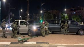 اللد قوات خاصة اسرائيلية تنتشر بعد اعلان حالة الطوارئ فيها عرب48