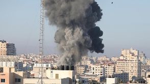قصف إسرائيل لغزة الثلاثاء 16 أيار (الأناضول)
