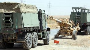 ثوار العشائر  يسيطرون على إحدى ثكنات الجيش العراقي - الأناضول