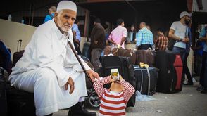 الآلاف عالقون داخل قطاع غزة بسبب التضييق المصري على السفر عبر معبر رفح - فيس بوك