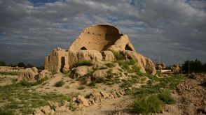 بقايا منزل الفقيه والشاعر الصوفي جلال الدين الرومي في منطقة خواجة غولاك في شمال ولاية بلخ 19 يونيو 2