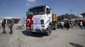 مساعدات تركية  غزة   شاحنة  - أ ف ب
