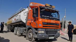وقود إلى غزة عبر كرم أبو سالم- عربي21