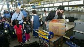 إسرائيليون في مطار نيويورك- جيتي